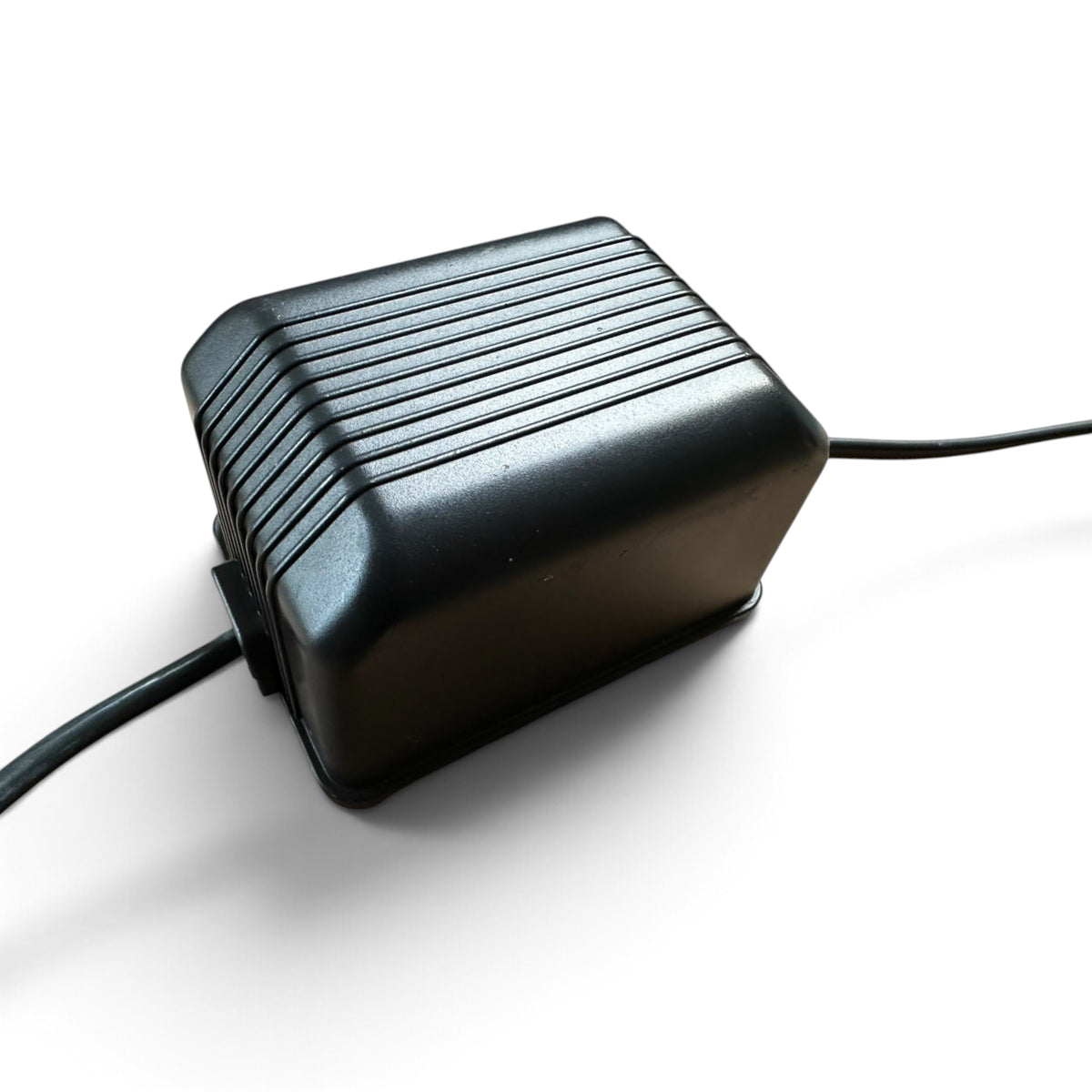 Westmont Design Z-302.668 A Transformator – 23V – 6-pins